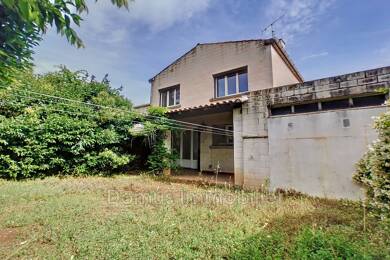 Maison à vendre 219 000 € 4 pièces 3 chambres 83,4 m² 180 m² de terrain Montfavet Montfavet 84140
