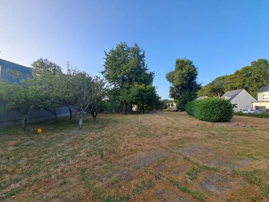 Terrain constructible à vendre 187 200 € 815 m² de terrain Etangs Liffré 35340