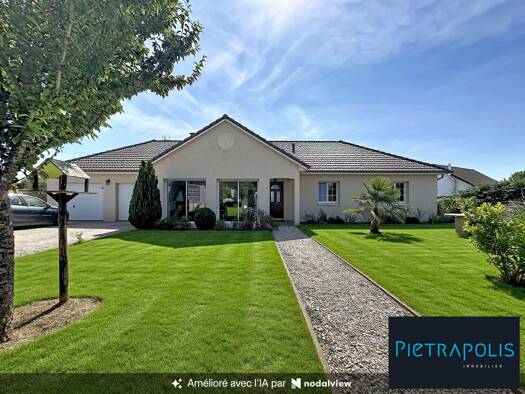 Maison de plain-pied à vendre 289 000 € 4 pièces 3 chambres 110 m² Biesles 52340