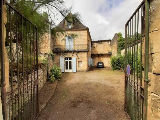 Immeuble à vendre 520 000 € 240 m² Secteur Sauvegarde Sarlat-la-Canéda 24200