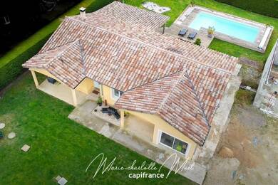 Maison de plain-pied à vendre 287 000 € 5 pièces 4 chambres 120 m² 1 400 m² de terrain Pont-de-Vaux 01190