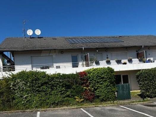 Appartement à vendre - Première occupation 180 000 € 3 pièces 2 chambres 61 m² Étage 1/1 Nord Ouest La Motte-Servolex 73290