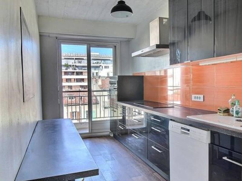 Maison à louer, 92m², MARSEILLE 5E
