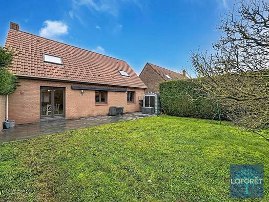 Maison de plain-pied à vendre 325 000 € 6 pièces 5 chambres 120 m² 345 m² de terrain Centre Ville Coudekerque-Branche 59210