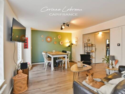 Maison de ville à vendre 227 900 € 5 pièces 4 chambres 120 m² Bâgé-le-Châtel 01380