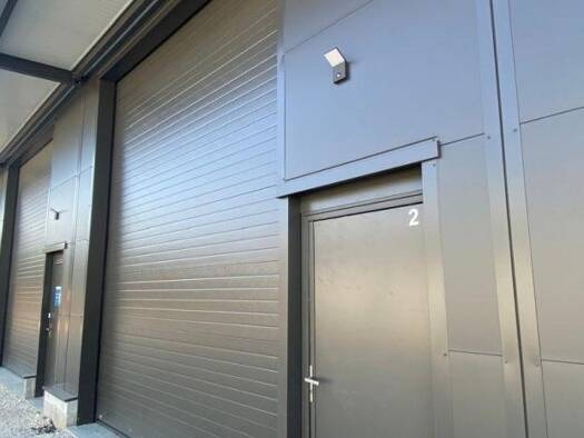 Local d'activités à louer 2 000 € 120 m² d'espace de stockage Chantemerle-Saint Pol Aix-les-Bains 73100