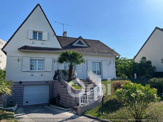 Maison à vendre 453 000 € 6 pièces 5 chambres 148 m² 843 m² de terrain Adolphe Lonlois Limay 78520