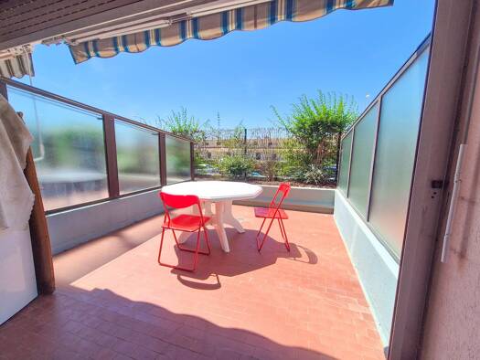 Appartement à vendre 124 000 € 2 pièces 1 chambre 25,6 m² RDC/3 Le Grau-du-Roi 30240