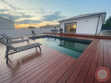 Maison à vendre 488 000 € 5 pièces 4 chambres 130,5 m² 882 m² de terrain Fargues-Saint-Hilaire 33370