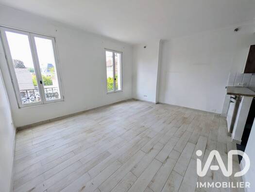 Appartement à vendre 150 000 € 2 pièces 1 chambre 44,43 m² Étage 1/3 Gare Ézanville 95460