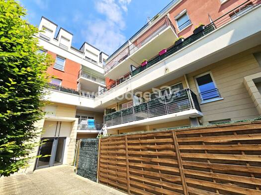 Appartement à vendre 189 500 € 2 pièces 1 chambre 45 m² Étage 2/3 Les Courlains-Les Cailloux Gris Herblay-sur-Seine 95220