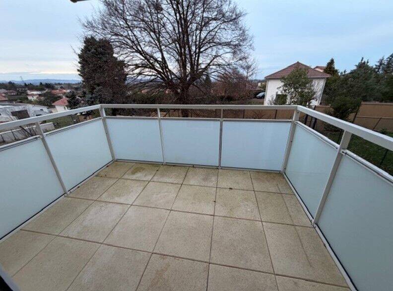Maison à louer, 39m², LA TOUR DE SALVAGNY