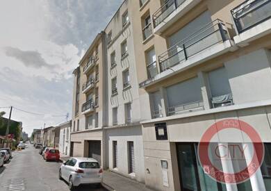 Appartement à louer 770 € 2 pièces 1 chambre 46,7 m² 3ème étage Le Lac-Bacalan Bordeaux 33300