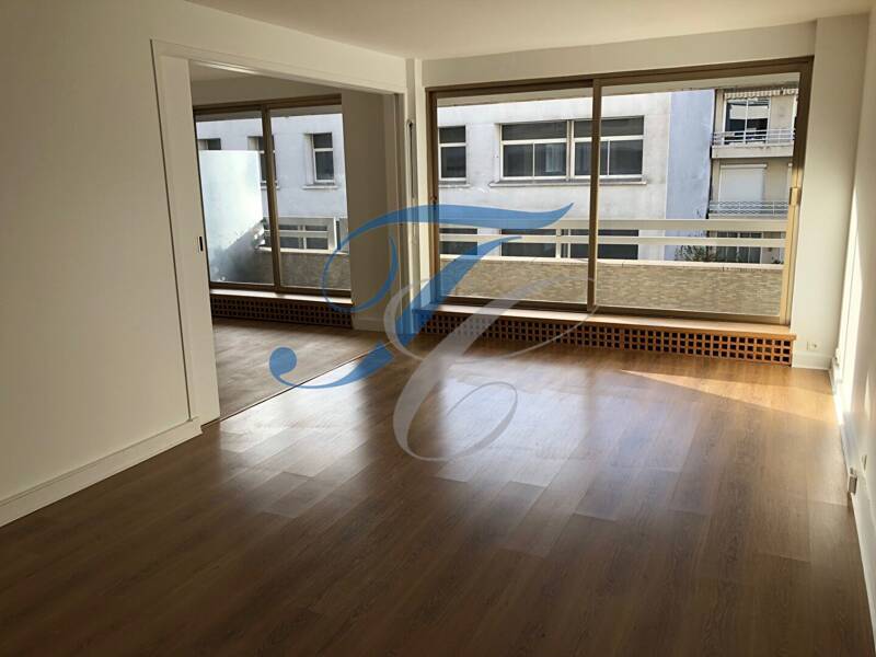 Maison à louer, 91m², PARIS 16E