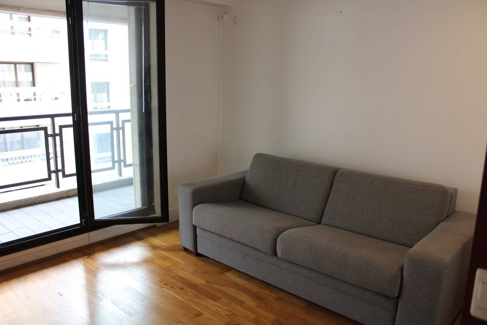 Maison à louer, 21m², LEVALLOIS PERRET