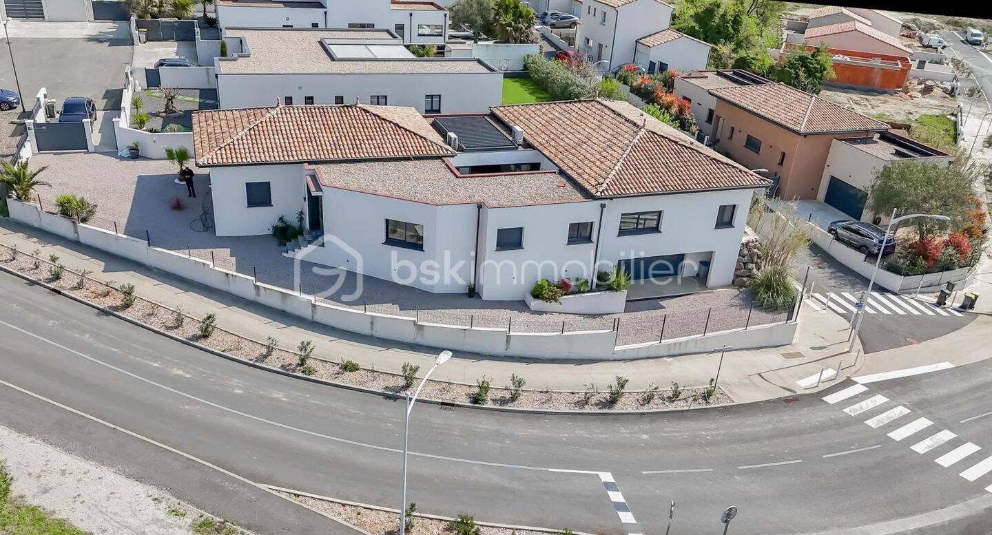 Maison à vendre, 247m², NISSAN LEZ ENSERUNE