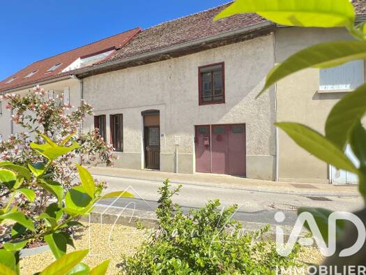 Maison à vendre 125 000 € 3 pièces 2 chambres 94 m² 211 m² de terrain Les Abrets en Dauphiné 38490