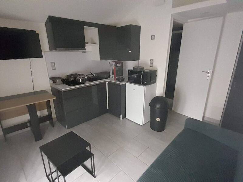 Maison à louer, 13m², EGLY