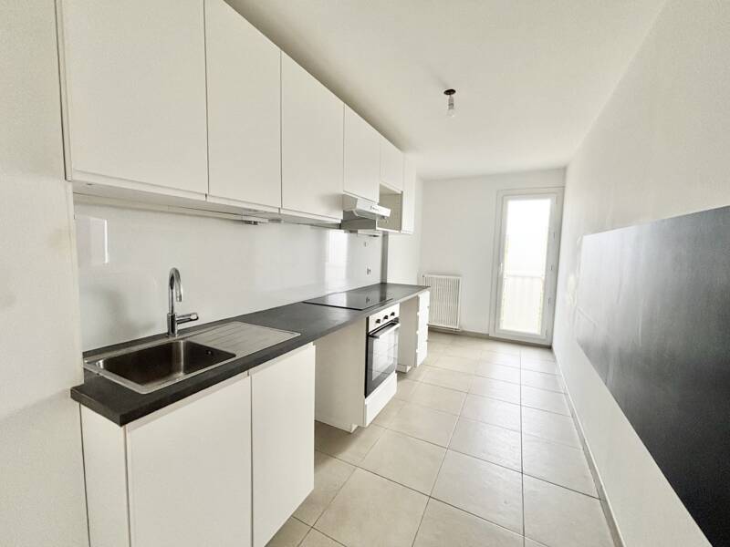 Maison à louer, 82m², CASSIS