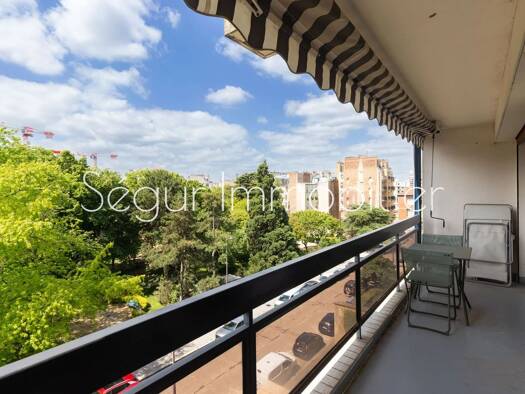 Appartement à vendre 990 000 € 3 pièces 2 chambres 82,66 m² Étage 4/8 Violet Commerce Paris 15ème arrondissement 75015