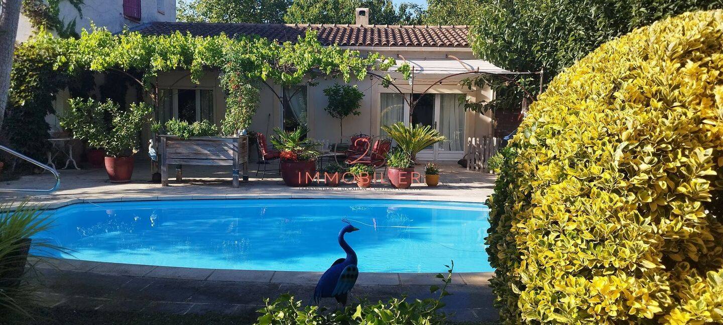 Maison à vendre, 114m², CHATEAUNEUF DE GADAGNE