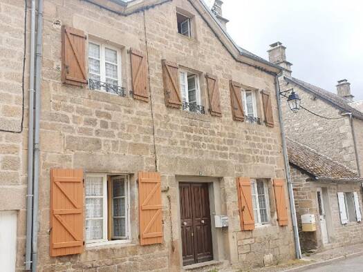 Maison à vendre 109 000 € 6 pièces 5 chambres 93 m² 422 m² de terrain Tarnac 19170