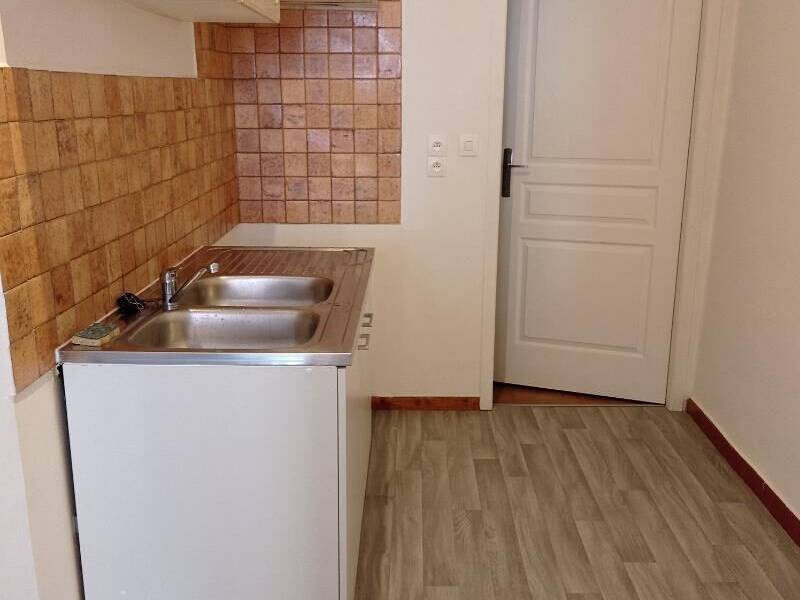 Maison à louer, 32m², LIVRON SUR DROME