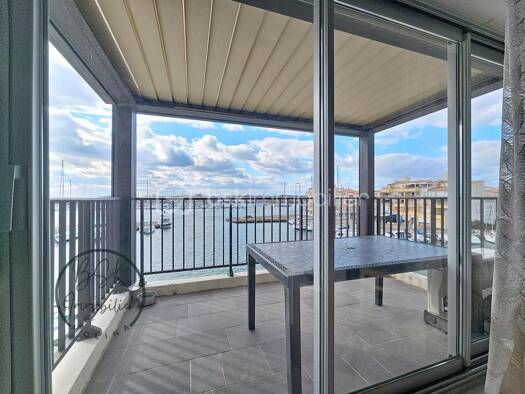 Appartement à vendre 233 000 € 3 pièces 2 chambres 44,23 m² Étage 3/3 Le Cap d'Agde Agde 34300