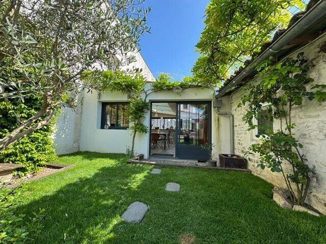 Maison à vendre, 198m², LA FLOTTE