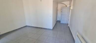 Appartement à vendre 73 000 € 2 pièces 1 chambre 30 m² Est Sud Ouest La Ferté-sous-Jouarre 77260