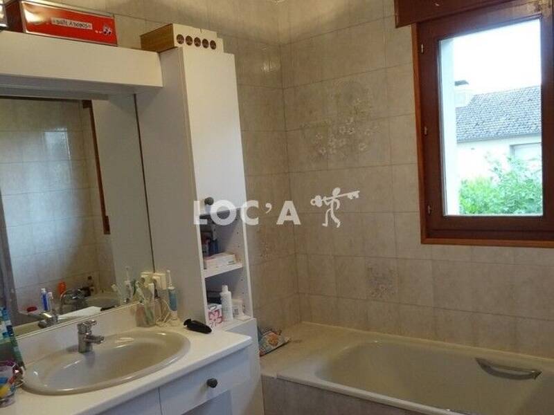 Maison à louer, 114m², SAINT JULIEN