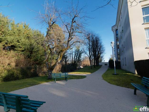 Appartement à vendre 175 000 € 3 pièces 1 chambre 108 m² RDC/4 Carrieres Bacquin Dijon 21000