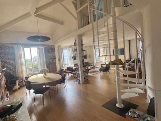 Duplex à vendre 959 900 € 5 pièces 3 chambres 173 m² Étage 3/3 Carnot Gambetta Suresnes 92150