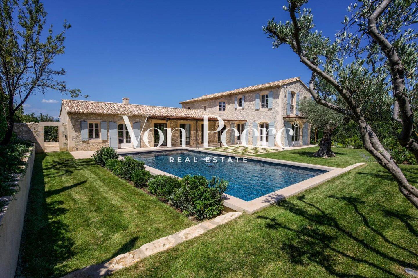 Maison à vendre, 243m², EYGALIERES