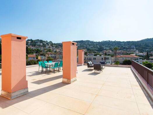 Appartement à vendre 649 000 € 4 pièces 3 chambres 103 m² Étage 4/4 Sainte Catherine Le Cannet 06110