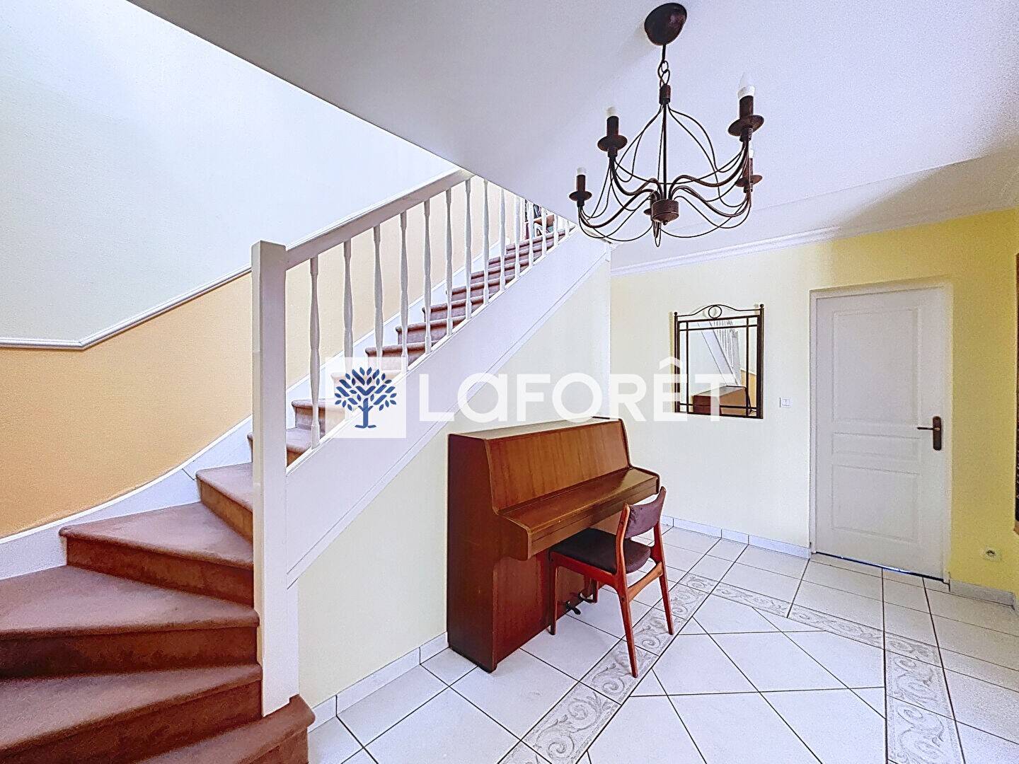 Maison à vendre, 198m², SAINT NOM LA BRETECHE