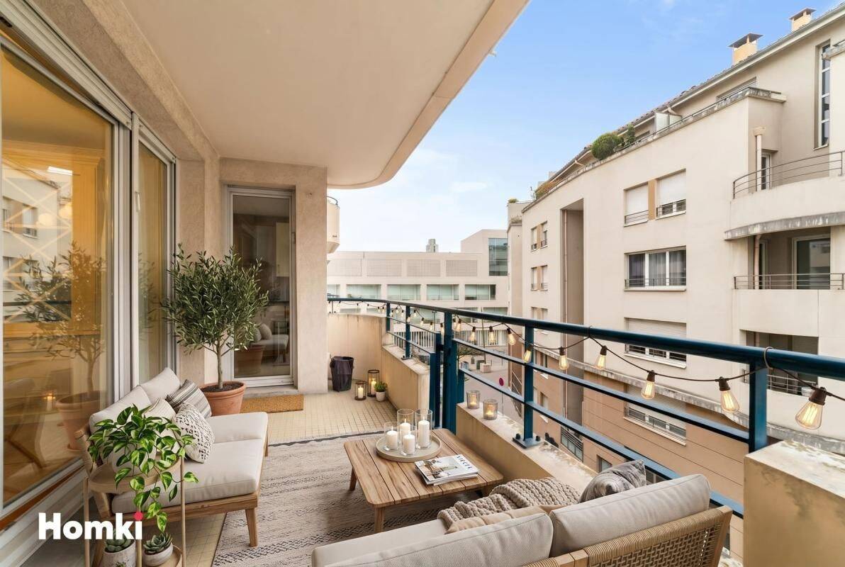 Appartement T5 de 109 m2 à Villeurbanne 69100, Rue Edouard Vaill — 1