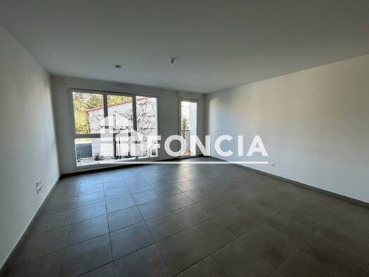 Appartement à louer 525 € 1 pièce 35,3 m² RDC Le Village Argelès-sur-Mer 66700