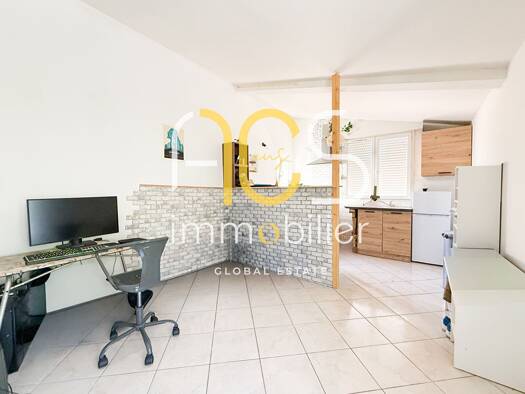 Appartement à louer 700 € 2 pièces 1 chambre 29,68 m² RDC La Berarde Châteauneuf-les-Martigues 13220