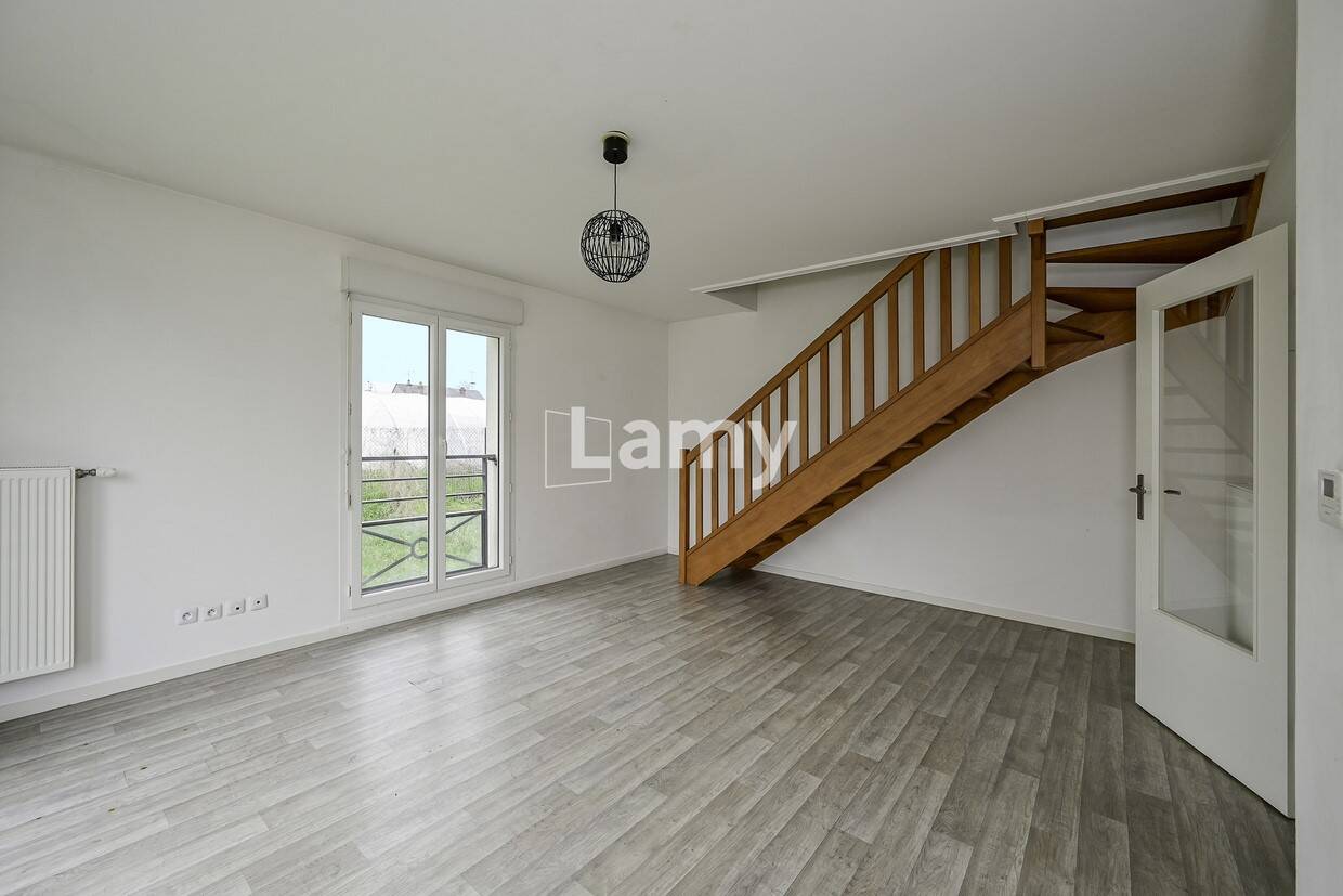 Maison à vendre, 62m², SAINT PRYVE SAINT MESMIN