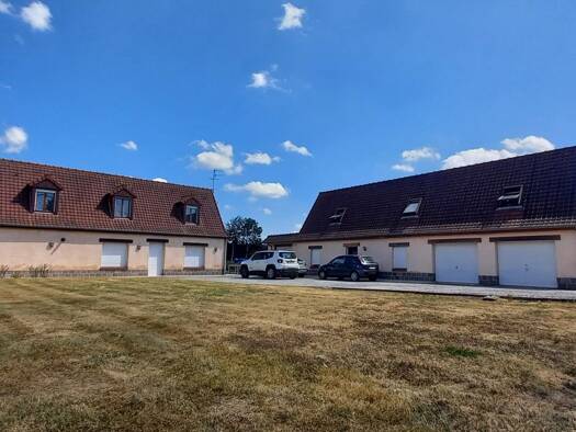 Maison à vendre 270 000 € 5 pièces 4 chambres 218 m² 6 074 m² de terrain Heuringhem 62575