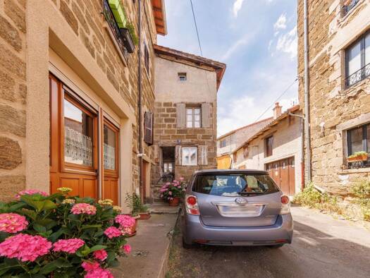 Maison à vendre 40 000 € 5 pièces 3 chambres 60 m² 20 m² de terrain Langeac 43300