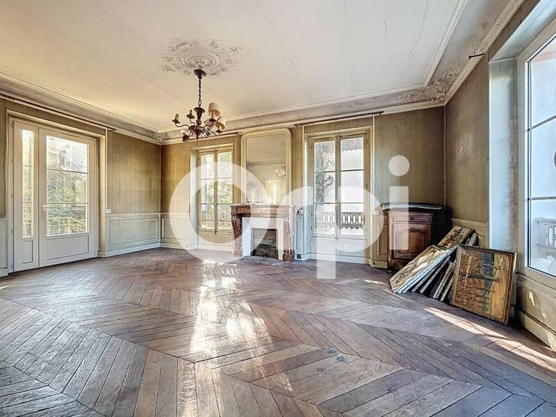 Maison à vendre, 260m², BOURG LA REINE