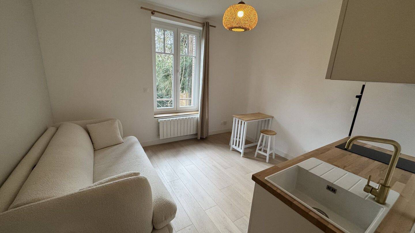 Maison à louer, 18m², TASSIN LA DEMI LUNE