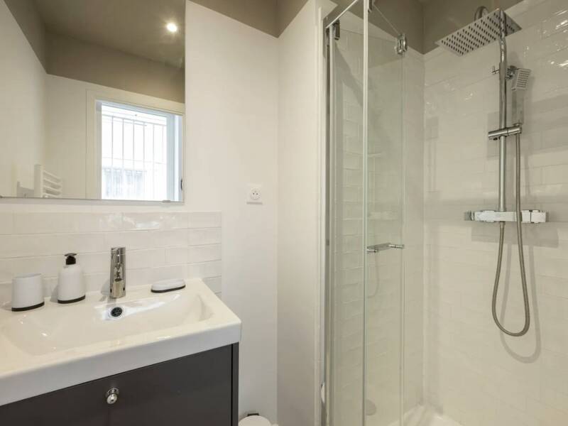 Maison à louer, 11m², PARIS 18E