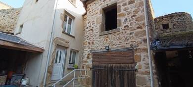 Maison à vendre 148 000 € 4 pièces 3 chambres 64 m² 214 m² de terrain Montpeyroux 63114