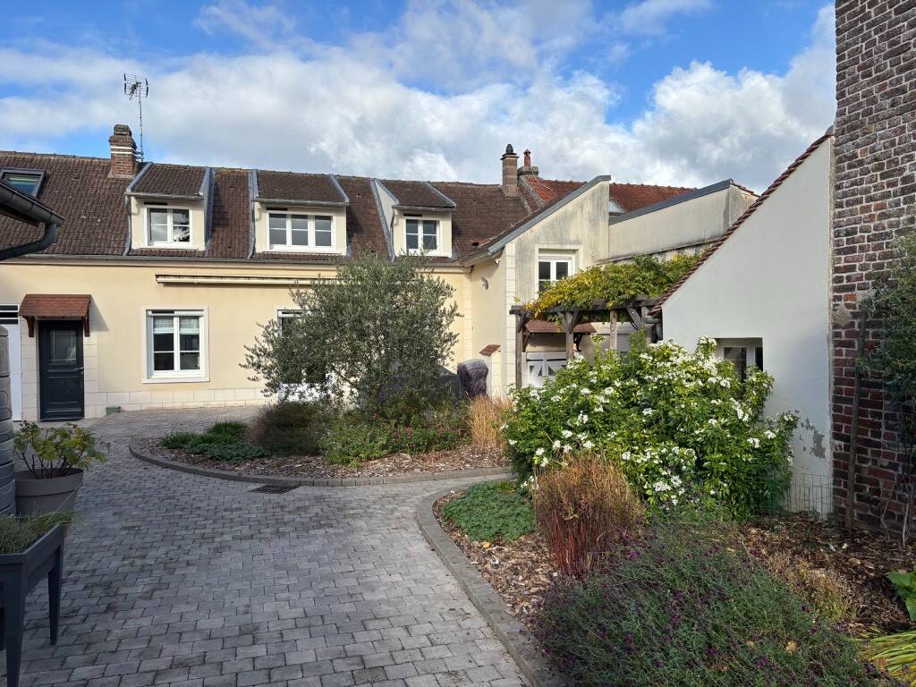 Maison à vendre, 130m², LONGUEIL SAINTE MARIE