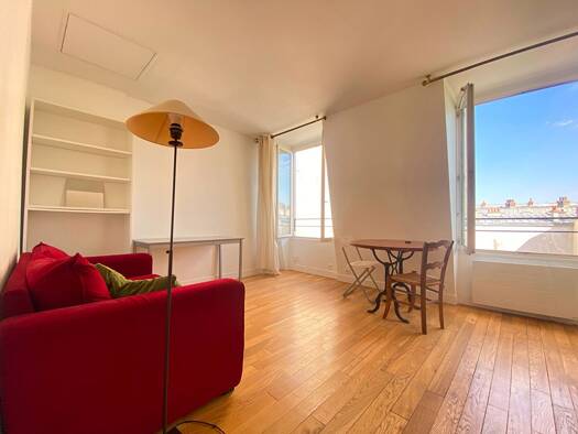 Appartement à vendre 370 000 € 2 pièces 28 m² Étage 5/5 Enfants Rouges Paris 3ème arrondissement 75003