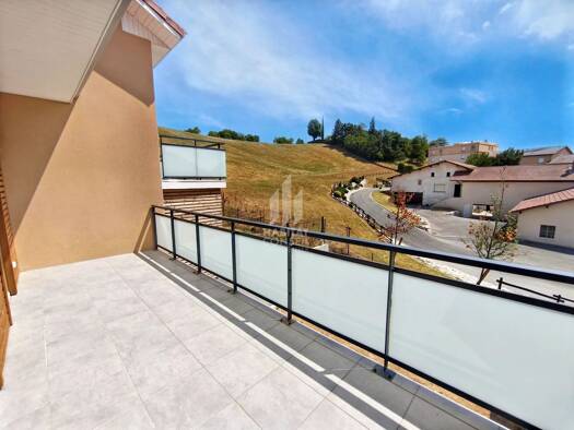 Appartement à vendre 236 000 € 4 pièces 3 chambres 100,19 m² Étage 1/2 Les Ocoteaux Saint-Marcellin 38160