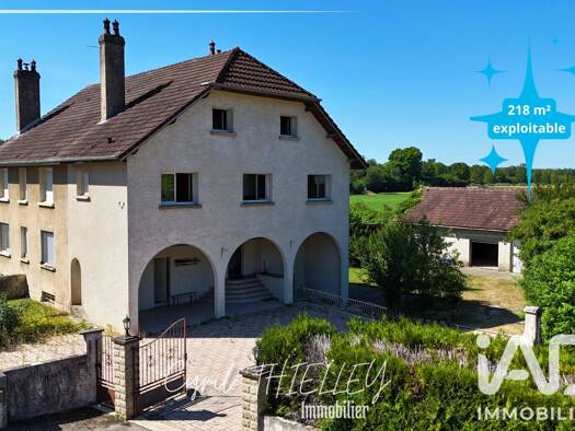 Appartement à vendre 185 000 € 7 pièces 3 chambres 125 m² Étage 1/3 Dampierre 39700